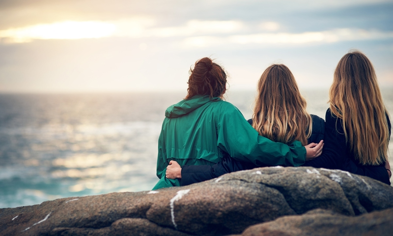 3 Women Looking Out At Sea